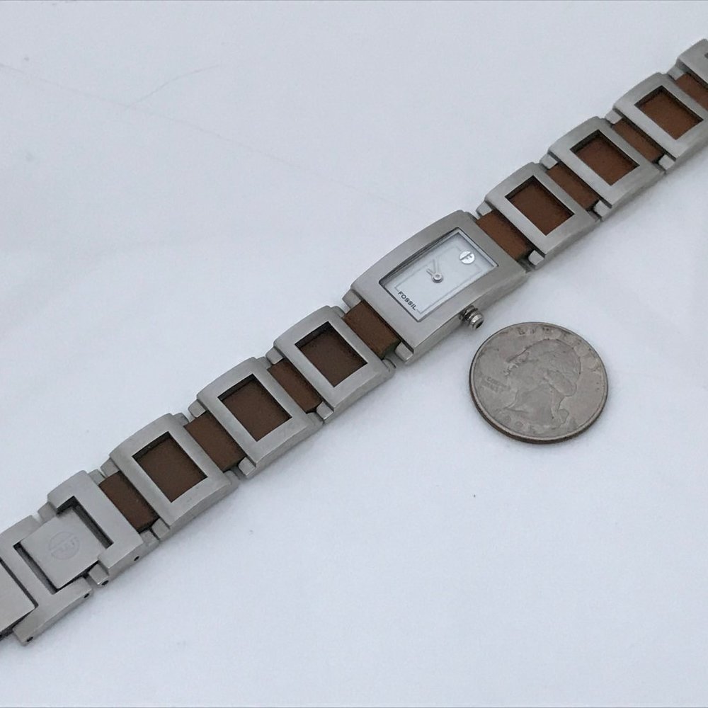 Fossil Women Watch Silver Tone Metal Brown Leather - Picture 8 of 11